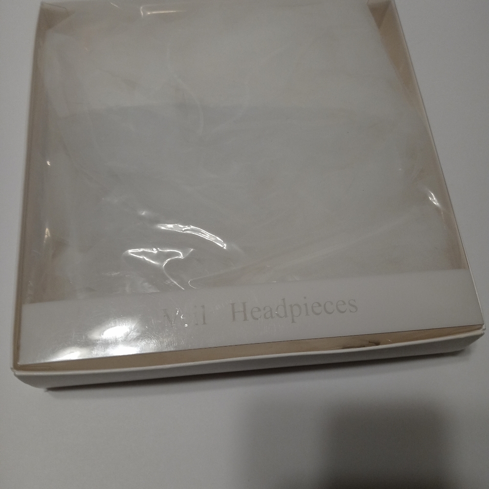 Edgehill Collection Pearl Veil - Picture 3 of 11